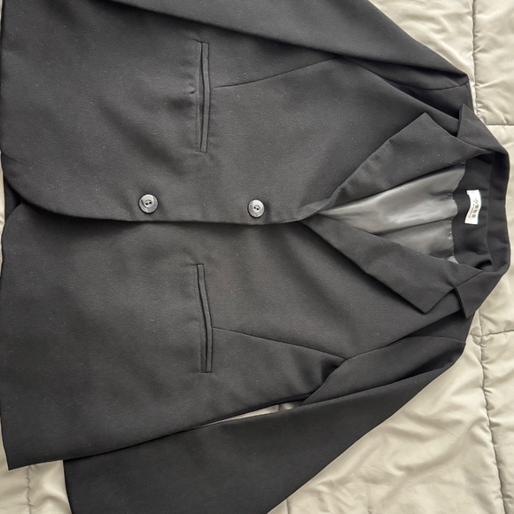 New Women Blazers - Picture 3 of 3